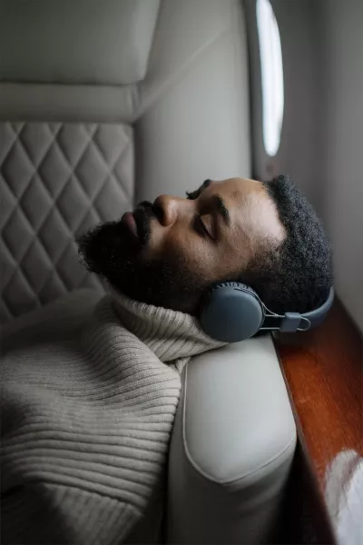 Headphones Headphones